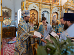 Епископ Дионисий 21 июля, в день празднования Казанской иконы Божией Матери, совершил Божественную литургию в Казанском храме пгт Каменка, центре Каменского благочиния