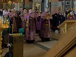 В Неделю Торжества Православия Правящий Архиерей совершил Божественную литургию в Свято-Ильинском кафедральном соборе города Россошь