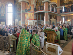 В праздник Входа Господня в Иерусалим епископ Дионисий совершил Божественную литургию в Ильинском кафедральном соборе Россоши