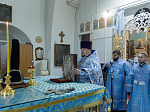 В праздник Благовещения Пресвятой Богородицы епископ Россошанский и Острогожский Дионисий совершил Божественную литургию в храме Вознесения Господня города Калач