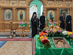 Епископ Дионисий возглавил престольное торжество храма святого благоверного князя Александра Невского с. Петровка