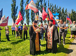  У поклонного креста в поселке Каменка состоялся традиционный братский молебен с акафистом