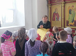 Клирик благочиния провел экскурсию по храму