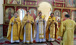 В храме святого благоверного князя Александра Невского села Митрофановка Кантемировского района соборно отметили престольный праздник