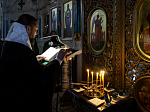 В канун Великого четверга епископ Дионисий совершил таинство Елеосвящения в Свято-Ильинском кафедральном соборе города Россоши