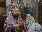 В субботу первой седмицы Великого поста Правящий Архиерей совершил Литургию в Троицком храме пгт Подгоренский