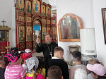 Клирик благочиния провел экскурсию по храму
