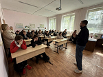 В р.п. Кантемировка состоялась встреча со студентами на тему «Счастье и удовольствие: как химические вещества ломают психику и мозг»