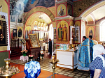 Святыне помолились в Михайло-Архангельском храме