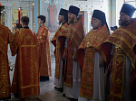 В субботу Светлой седмицы епископ Дионисий совершил Литургию в храме Успения Пресвятой Богородицы города Калач