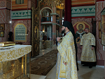 Глава Россошанской епархии совершил Божественную литургию в Свято-Ильинском кафедральном соборе города Россошь