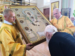 В Свято-Духовом храме села Петренково пребывала чудотворная икона Божией Матери "Дивногорская"