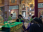 В канун праздника Святой Троицы Преосвященнейший епископ Дионисий совершил всенощное бдение в Свято-Ильинском кафедральном соборе г. Россошь