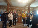 Школьники посетили храм