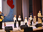 В г. Павловск священник посетил праздничное мероприятие «От сердца к сердцу», посвященное Международному дню инвалидов