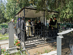 Епископ Россошанский и Острогожский Дионисий совершил заупокойную литию на могиле почитаемого в народе старца Иоанна (инока Лаврентия)