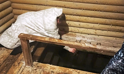 Благочинный Репьевского церковного округа освятил воду в купели-часовне во имя святых блаженных Ксении Петербургской и Матроны Московской