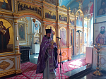В Свято-Тихоновском соборном храме Острогожска совершены богослужения Недели Крестопоклонной