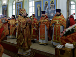 Глава Россошанской епархии совершил Божественную литургию в храме святого мученика Иоанна Воина города Богучар