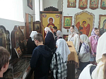 Верхнемамонские школьники посетили с экскурсией храм святых бессребреников Космы и Дамиана