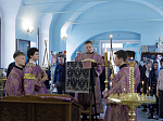 Епископ Дионисий совершил Божественную литургию в храме Рождества Пресвятой Богородицы села Верхний Карабут Подгоренского района