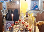 В храме Рождества Пресвятой Богородицы села Никольское-1 соборным богослужением отметили двадцатилетие Великого освящения храма