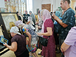 Казачий крестный ход с чтимым образом Божией Матери «Избавительница от бед» прошел по храмам Верхнемамонского района