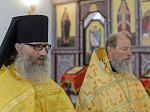 В Неделю 8-ю по Пятидесятнице епископ Дионисий совершил Божественную литургию в Воскресенском соборе Белогорского мужского монастыря