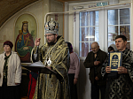 В пятницу 2-й седмицы Великого поста правящий архиерей совершил Литургию Преждеосвященных Даров в Казанском храме с. Гнилое