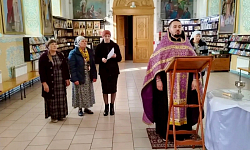 В храме святого мученика Иоанна Воина в Богучаре состоялся молебен об исцелении детей с тяжелыми заболеваниями