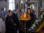В праздник Входа Господня в Иерусалим глава Россошанской епархии совершил Литургию в Свято-Ильинском кафедральном соборе города Россоши
