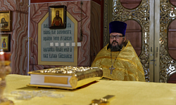 В канун дня памяти святого великомученика и целителя Пантелеимона, в Ильинском кафедральном соборе Россоши совершено всенощное бдение