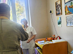 Настоятель храма в честь Всемилостивого Спаса города Россошь посетил детское отделение Россошанской ЦРБ
