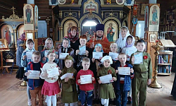В Воскресной школе при храме Архангела Михаила с. Воробьевка состоялось мероприятие, посвященное празднованию Дня Победы