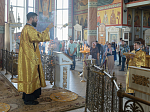 Правящий Архиерей совершил Божественную литургию в Свято-Ильинском кафедральном соборе города Россоши
