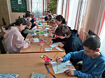  В воскресной школе им. Серафима Соболева прошли мастер - классы по изготовлению Пасхальных открыток