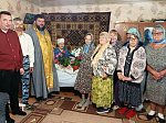 Одну из старейших прихожанок храма Святой Живоначальной Троицы села Новомеловатка Калачеевского района поздравили с юбилеем