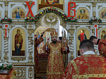 Епископ Россошанский и Острогожский Дионисий совершил венчальную Литургию в храме святителя Митрофана, первого епископа Воронежского, села Верхний Мамон