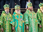 В канун праздника обретения мощей прп. Сергия Радонежского епископ Дионисий сослужил Патриарху Кириллу за всенощным бдением в Троице-Сергиевой лавре