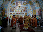В субботу Светлой седмицы епископ Дионисий совершил Литургию в храме Успения Пресвятой Богородицы города Калач