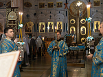 В канун праздника Введения во храм Пресвятой Богородицы епископ Дионисий совершил всенощное бдение в Ильинском кафедральном соборе г. Россоши