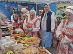 Женсовет Богучарского благочиния принял участие в благотвориельной ярмарке вВоронеже