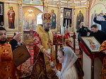 Преосвященнейший Дионисий епископ Россошанский и Острогожский совершил Литургию в храме Архистратига Божия Михаила г. Острогожска