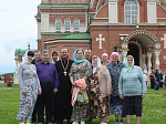 Паломники из Верхнего Мамона посетили Троекуровскую женскую обитель