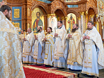 Епископ Россошанский и Острогожский Дионисий сослужил Преосвященным Архипастырям за богослужением в Благовещенском кафедральном соборе города Воронежа
