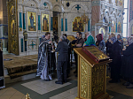Епископ Россошанский и Острогожский Дионисий совершил первую в году Литургию Преждеосвященных Даров