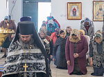 В Великий понедельник епископ Дионисий совершил литургию Преждеосвященных Даров в храме преподобного Сергия, игумена Радонежского, п.г.т. Подгоренский