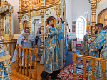 Епископ Дионисий 21 июля, в день празднования Казанской иконы Божией Матери, совершил Божественную литургию в Казанском храме пгт Каменка, центре Каменского благочиния