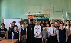 Игумен Сергий (Руднев) провел встречу с учащимися Солдатской школы, посвященную Дню православной книги