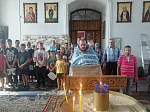В Верхнемамонском районе Богучарского благочиния совершили молебны на начало нового учебного года и подвели итоги благотворительной акции «Собери ребенка в школу»